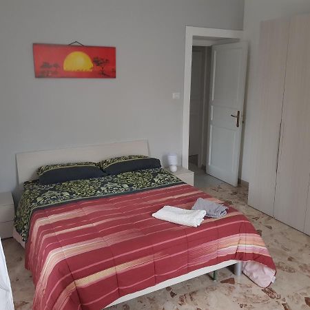 Carlo Magno Hotel Месина Екстериор снимка