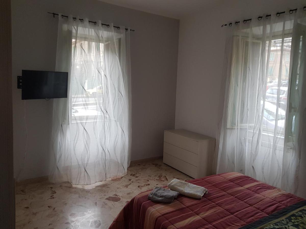 Carlo Magno Hotel Месина Екстериор снимка